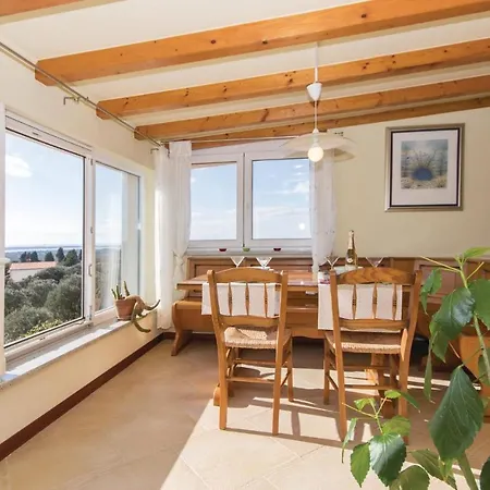 Two-bedroom 0 In 보드냔