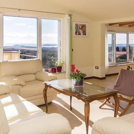 Апартаменты 2 Bedroom Awesome In Воднян