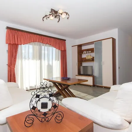 2 Bedroom Awesome In * Воднян