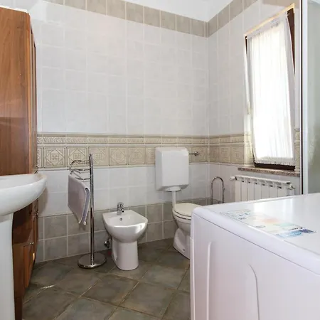 아파트 Two-bedroom 0 In *