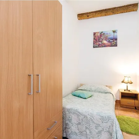 Two-bedroom 0 In