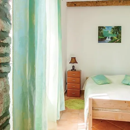 아파트 Two-bedroom 0 In *