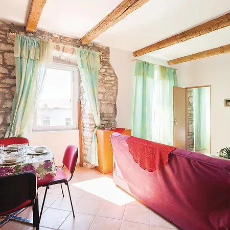 Two-bedroom 0 In