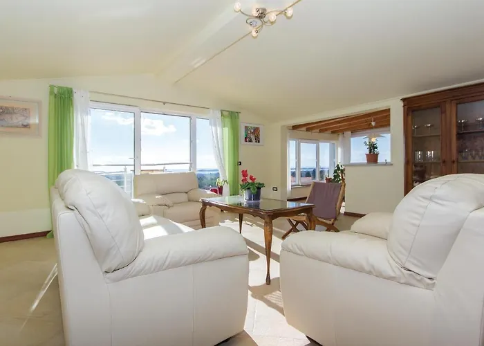 Two-bedroom 0 In Vodnjan