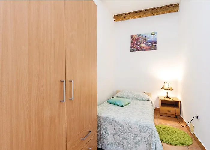 Two-bedroom 0 In